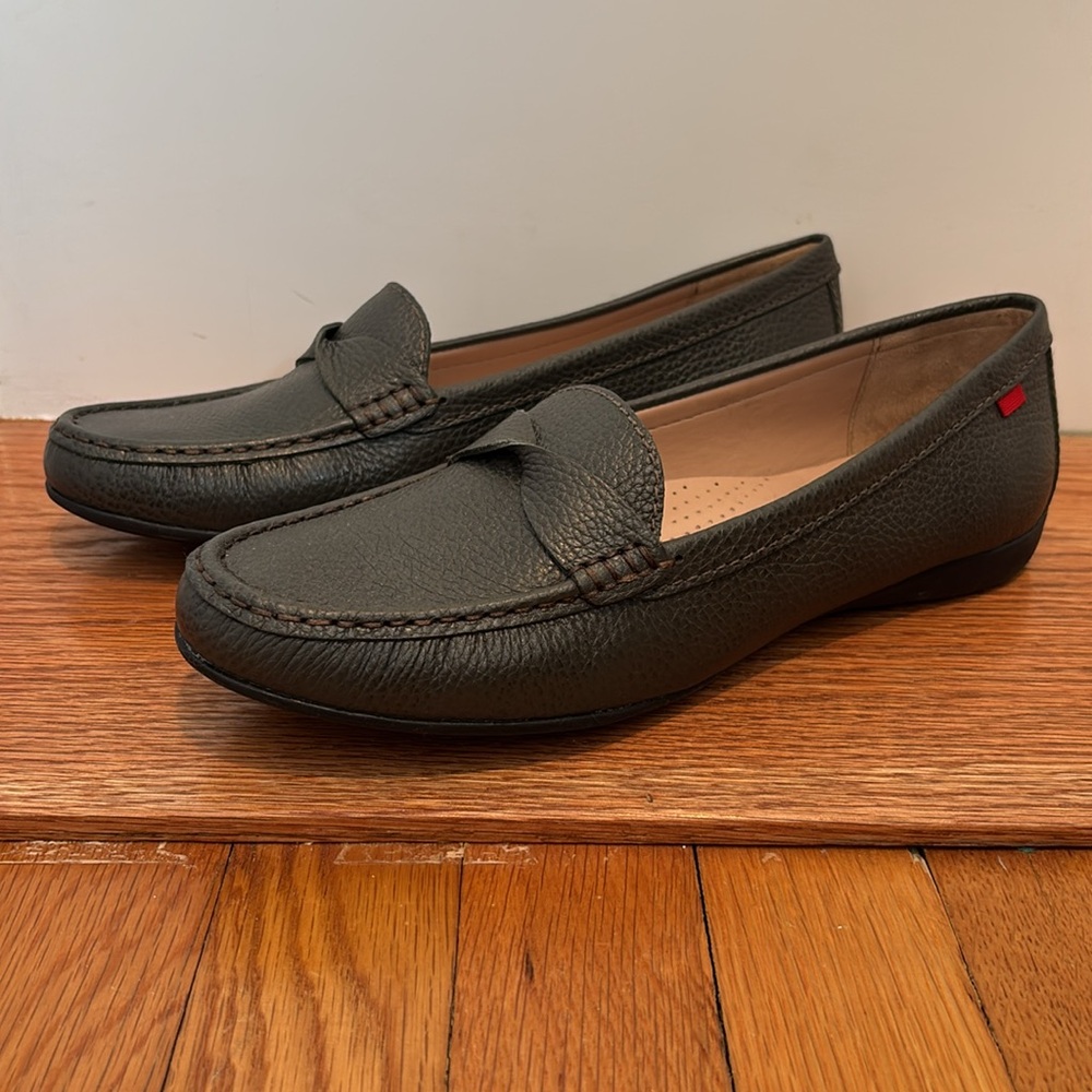 MJNY by Marc Joseph Beverely Road pebbled leather loafers in green / gray - Picture 4 of 15